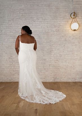7762 plus, Stella York