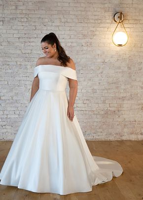 7535 plus, Stella York