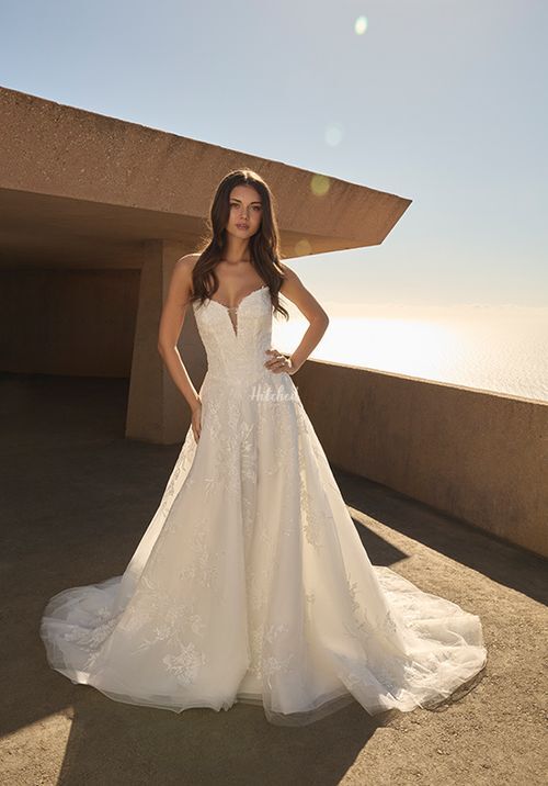 2614 Meridian, Casablanca Bridal