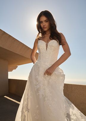 2614 Meridian, Casablanca Bridal