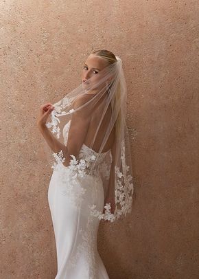 2617 Esme, Casablanca Bridal