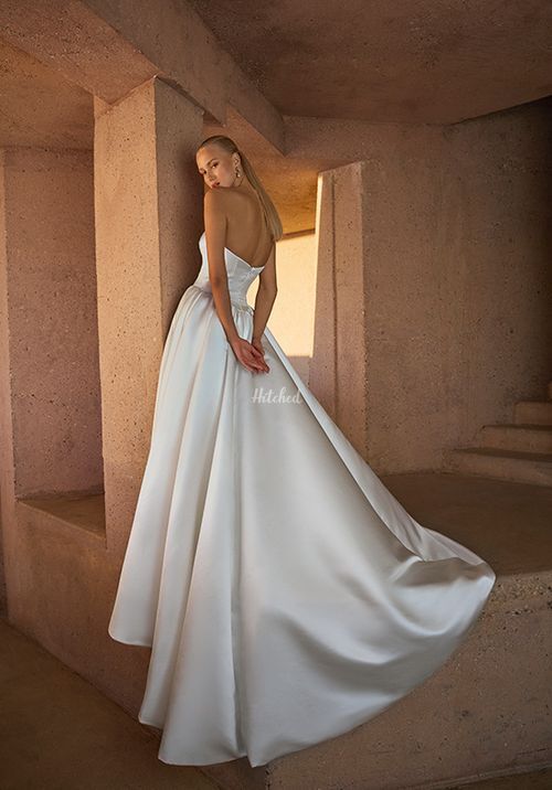 2619-2 Jovienne, Casablanca Bridal