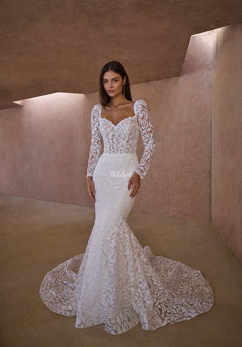 2620 Rosalind, Casablanca Bridal