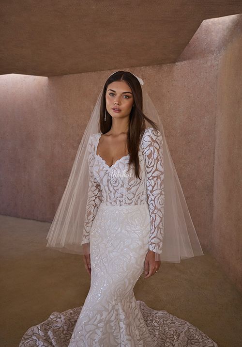 2620 Rosalind, Casablanca Bridal