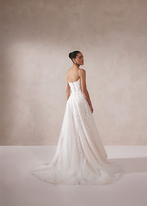 Kamaria, Adore by Justin Alexander