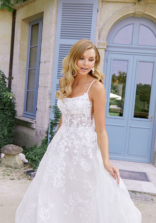 44523, Sincerity Bridal