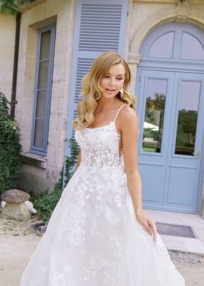 44523, Sincerity Bridal