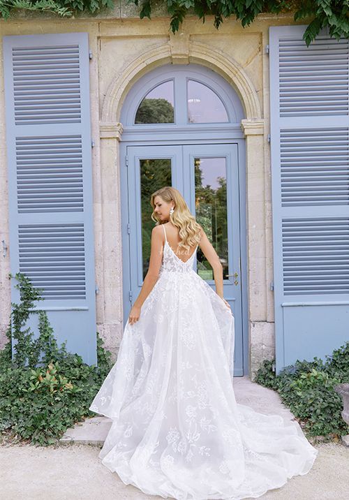 44523, Sincerity Bridal