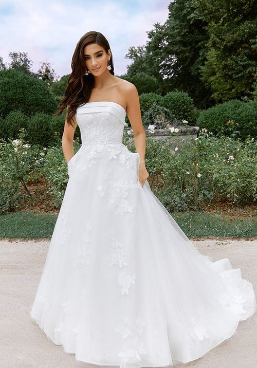 44515, Sincerity Bridal