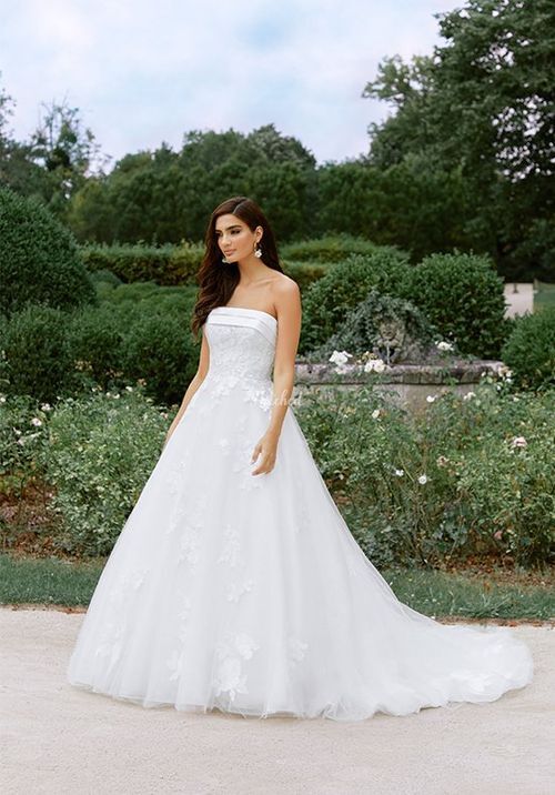 44515, Sincerity Bridal