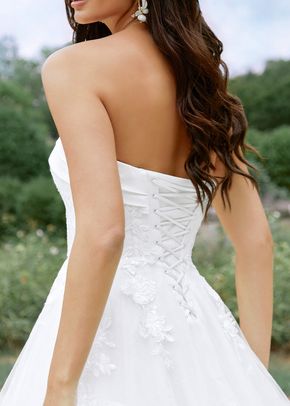 44515, Sincerity Bridal