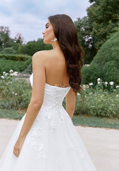 44515, Sincerity Bridal