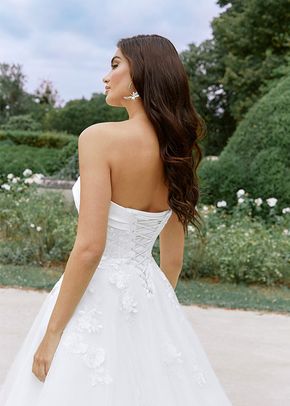 44515, Sincerity Bridal