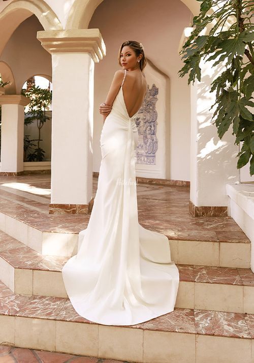 T190, Moonlight Bridal