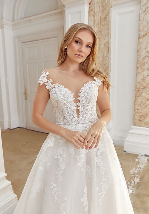 44543, Sincerity Bridal