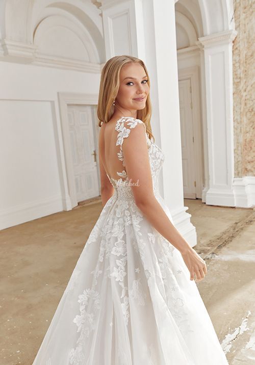 44543, Sincerity Bridal