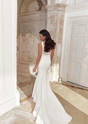 44546, Sincerity Bridal