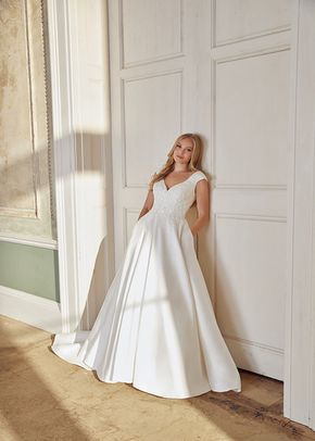 44547, Sincerity Bridal