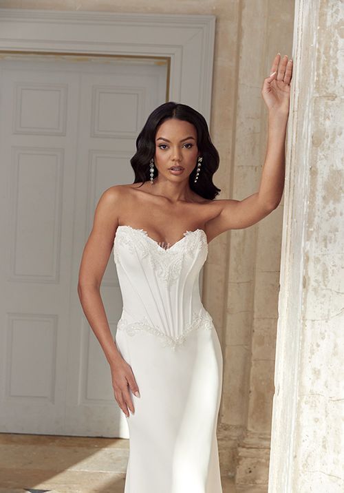 44552, Sincerity Bridal