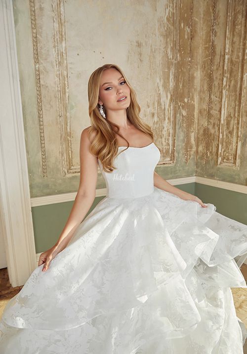 44555, Sincerity Bridal