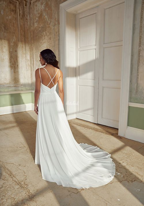 44557, Sincerity Bridal