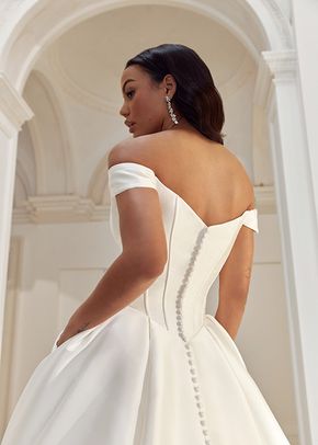 44558, Sincerity Bridal