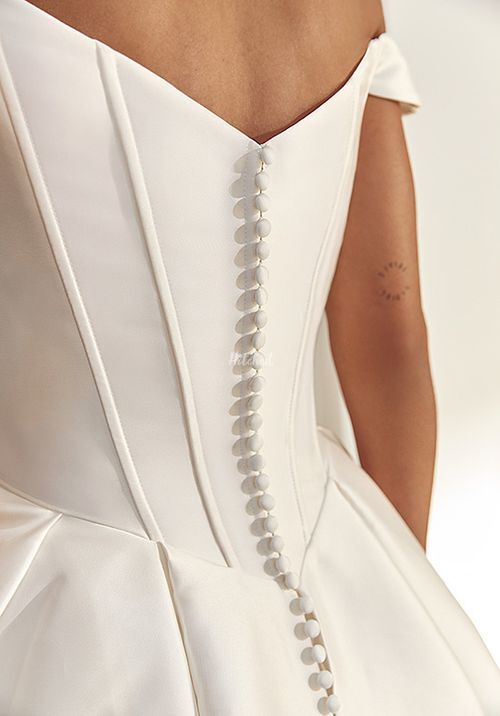 44558, Sincerity Bridal