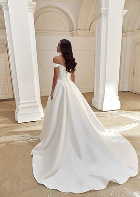 44558, Sincerity Bridal