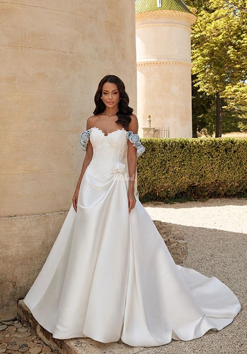 44570, Sincerity Bridal