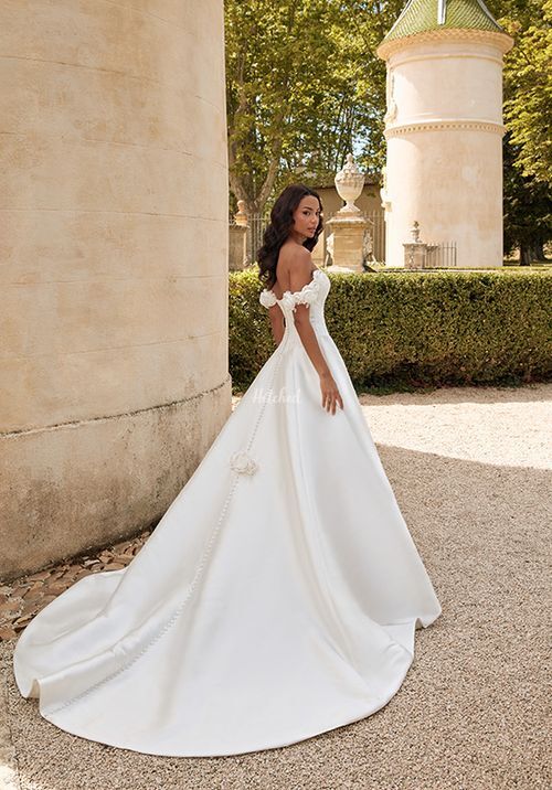44570, Sincerity Bridal