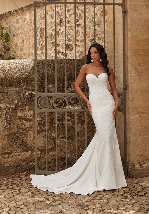 44571, Sincerity Bridal