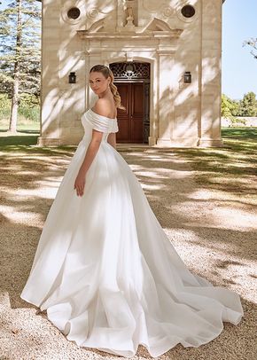 44581, Sincerity Bridal