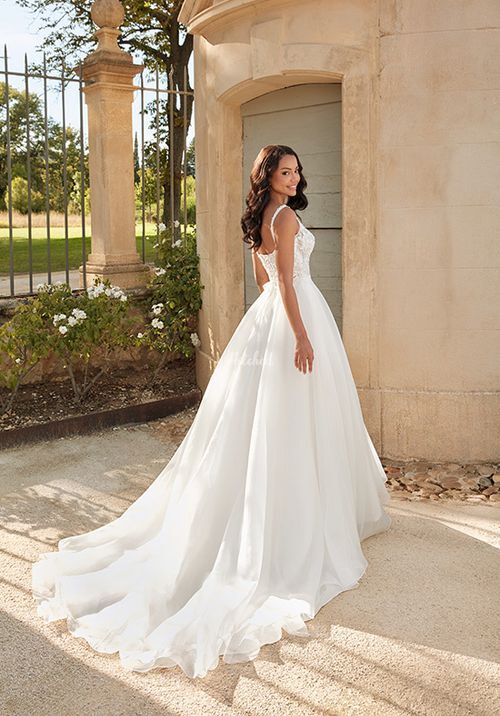 44586, Sincerity Bridal