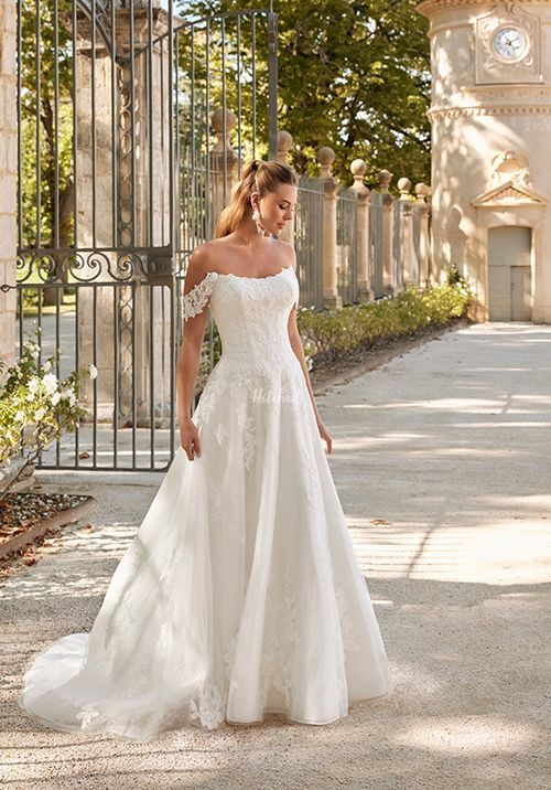 44587, Sincerity Bridal