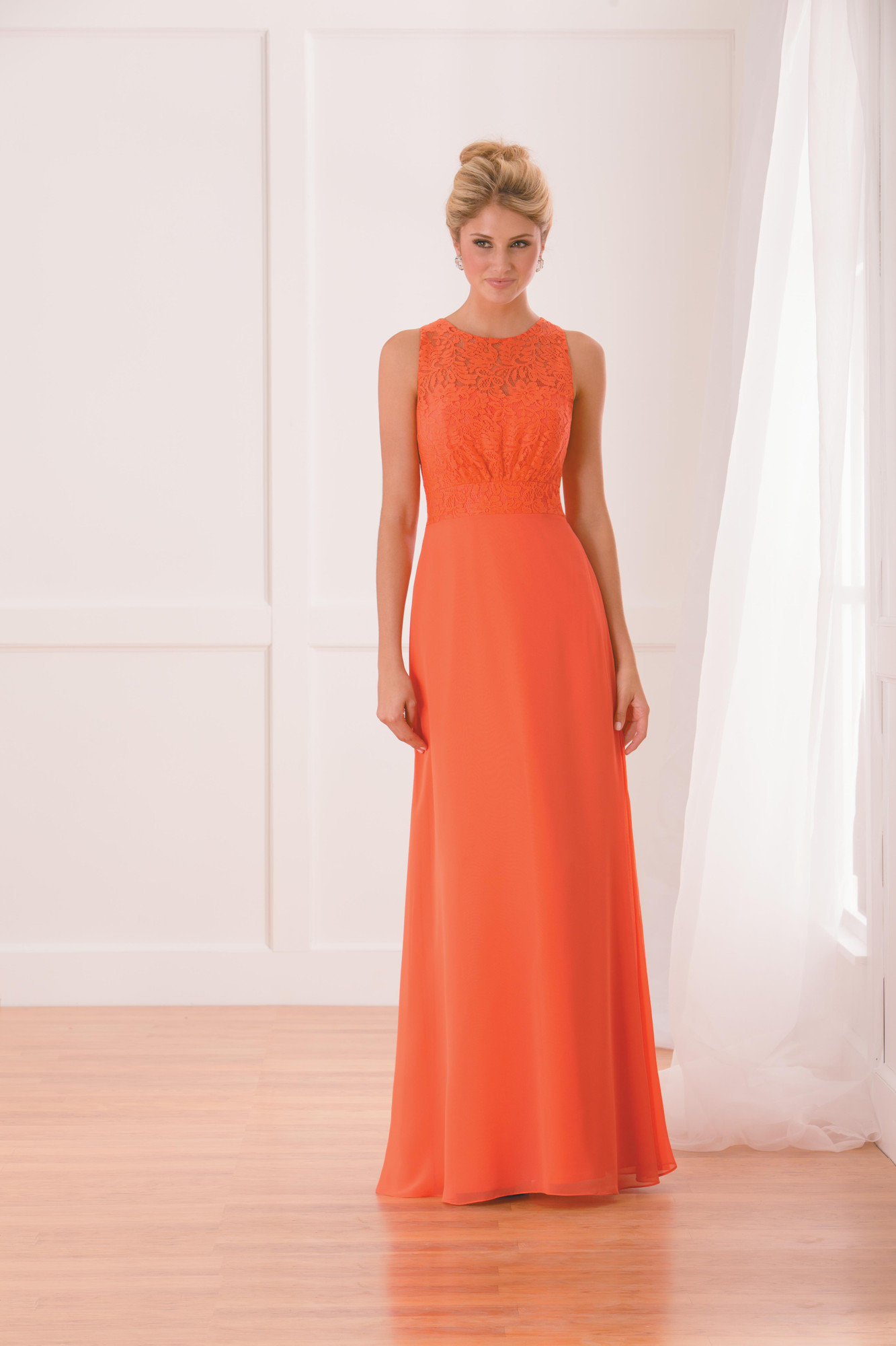B173005 Bridesmaid Dress from B2 hitched.co.uk