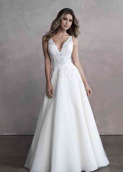 Metis pronovias sale