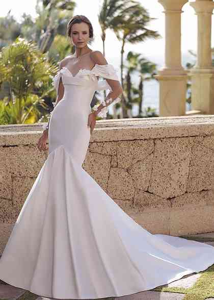 Himalaya pronovias best sale