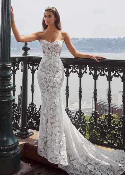 ESTIMA Wedding Dress from Pronovias hitched