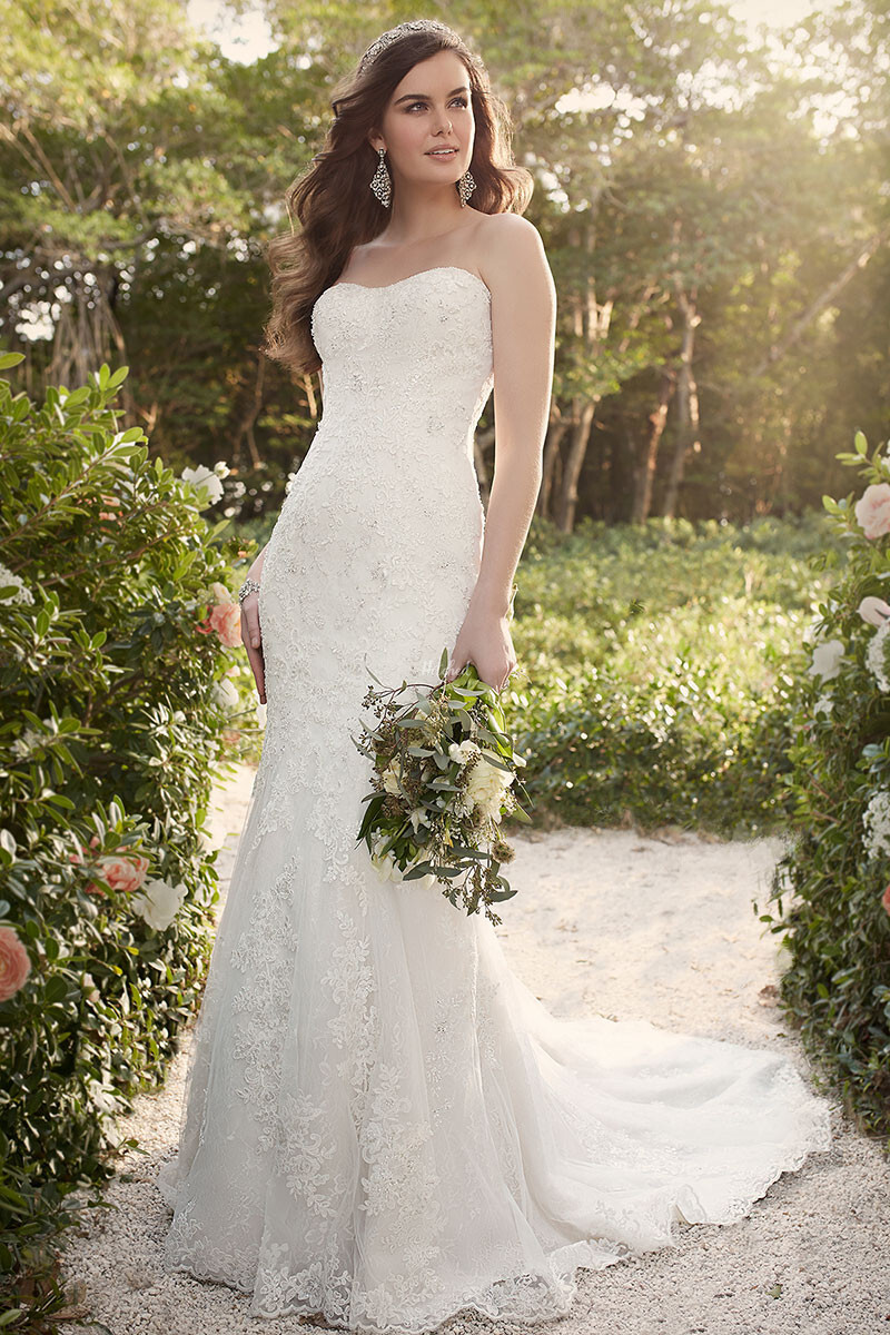 D1928 2 Wedding Dress from Essense of Australia - hitched.co.uk