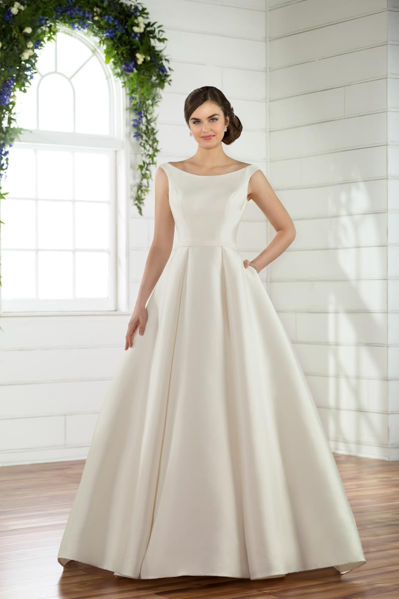 D2485 Wedding Dress from Essense of Australia - hitched.co.uk