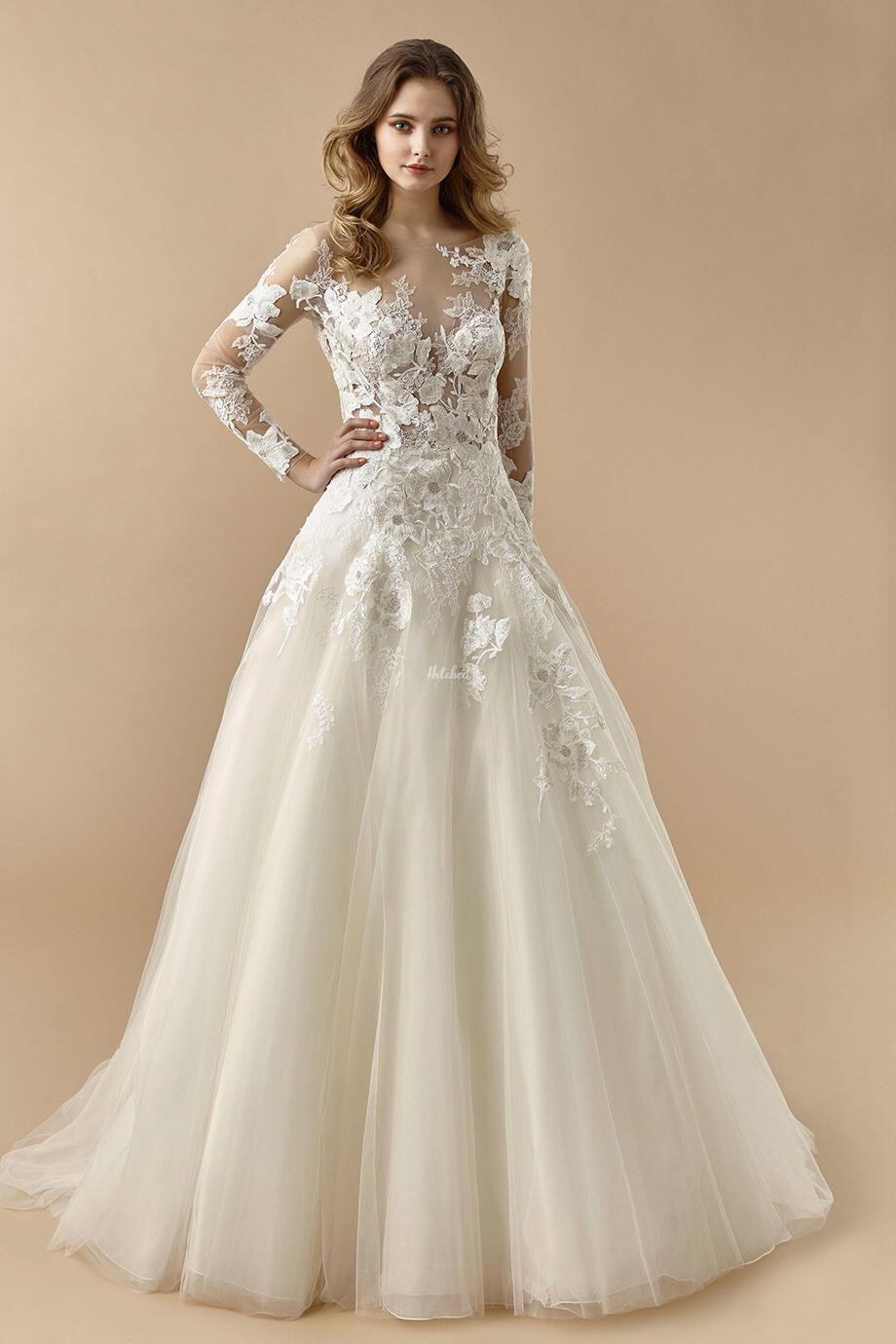 BT20-21 Wedding Dress from ETOILE - hitched.co.uk