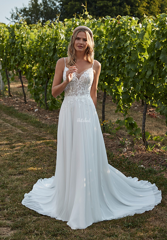 JW23 Wedding Dress from Jennifer Wren - hitched.co.uk