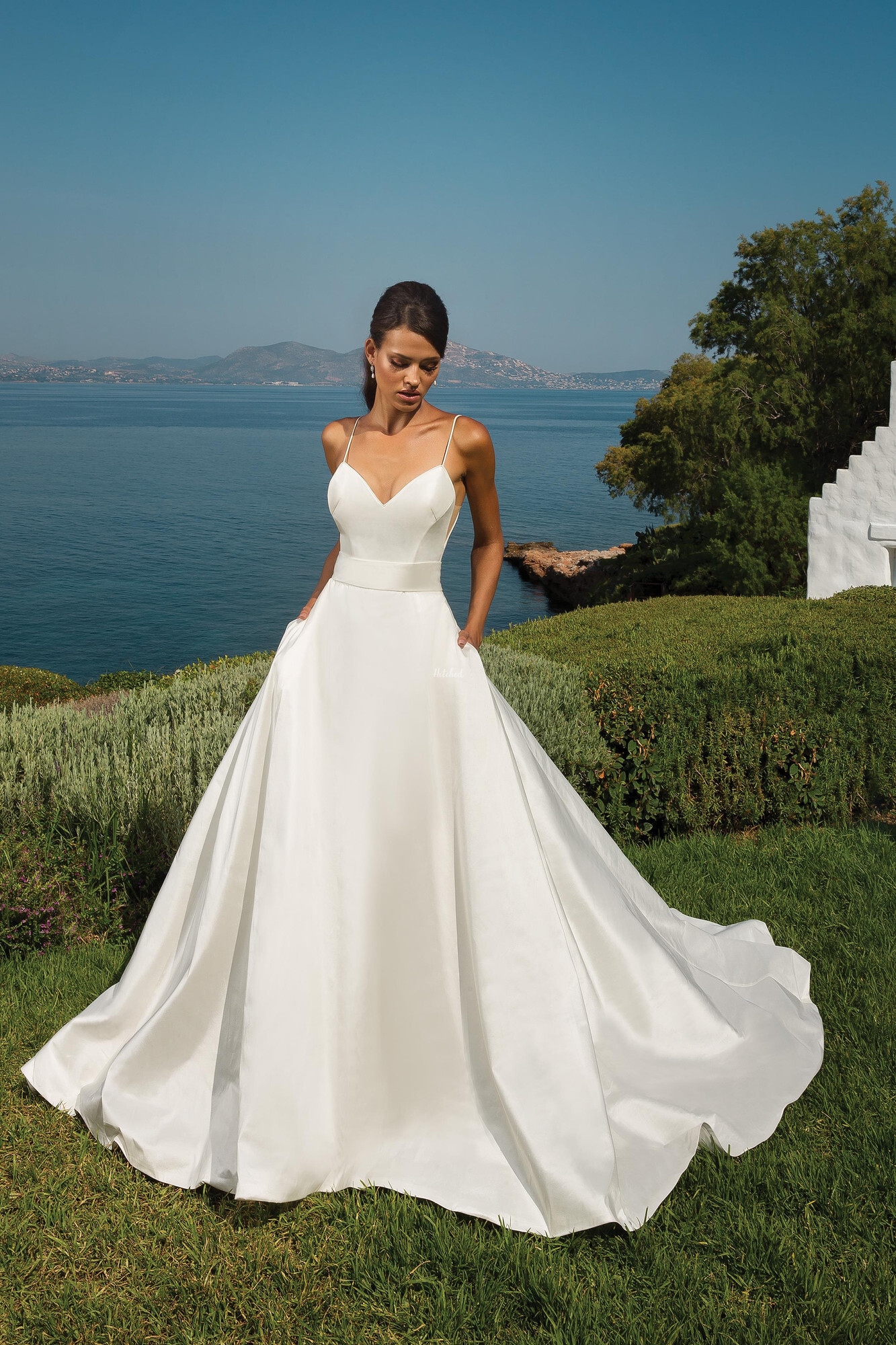 8927 Wedding Dress from Justin Alexander - hitched.co.uk