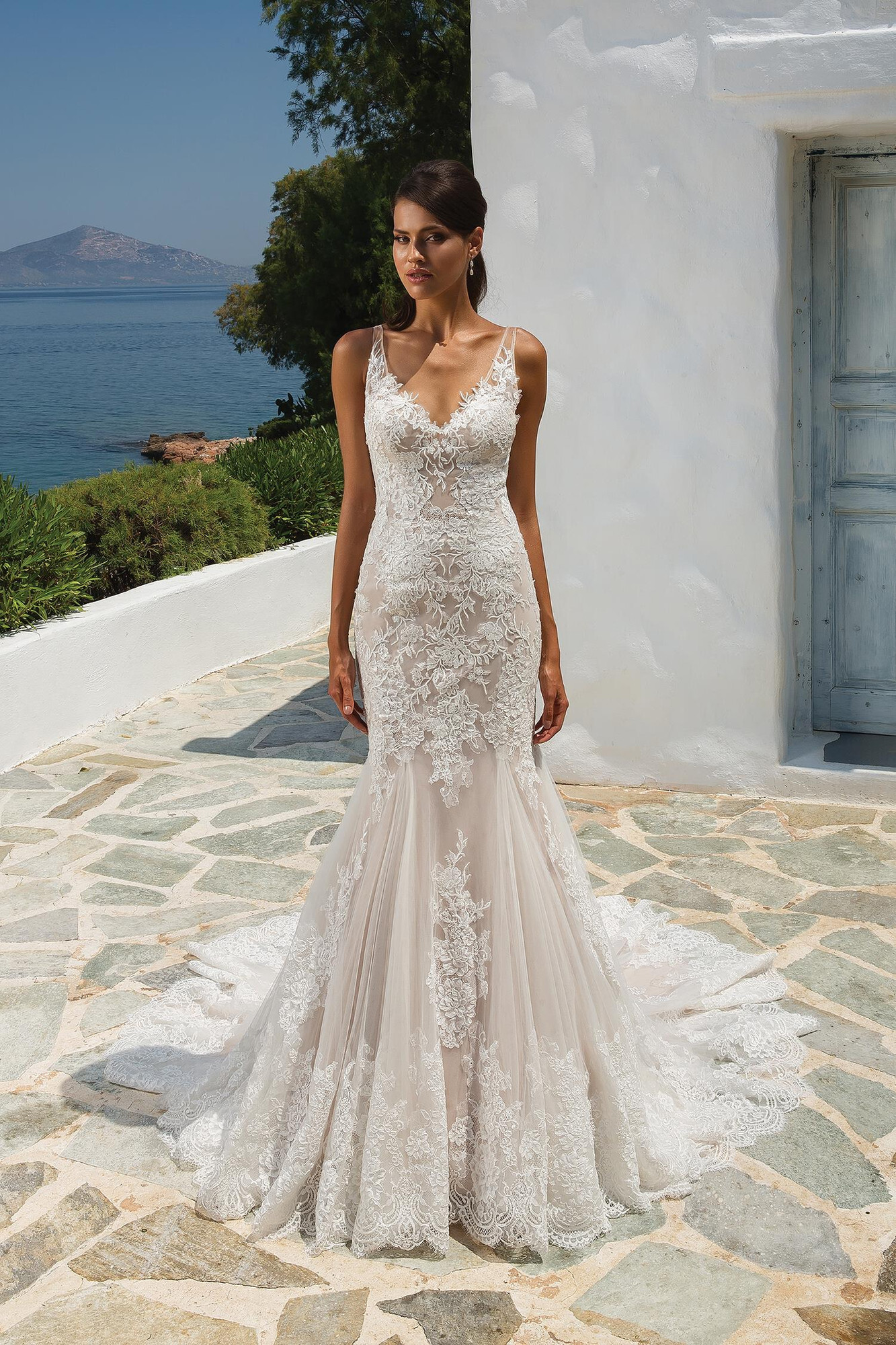 8961 Wedding Dress from Justin Alexander - hitched.co.uk