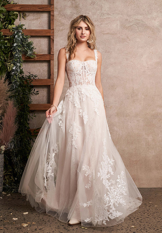 Wedding Dresses / Lillian West - 66215
