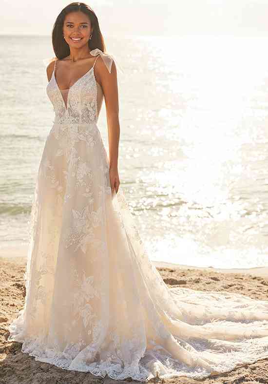Stella Lace Bohemian Wedding Dress | Dreamers and Lovers