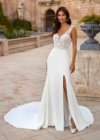 Pronovias eva outlet plus