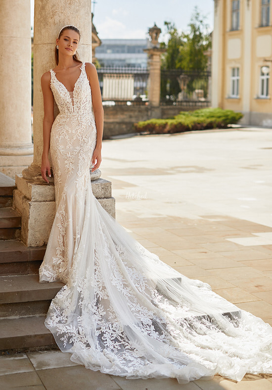 Val Stefani - WINTER Wedding Dress from Moonlight Bridal - hitched.co.uk