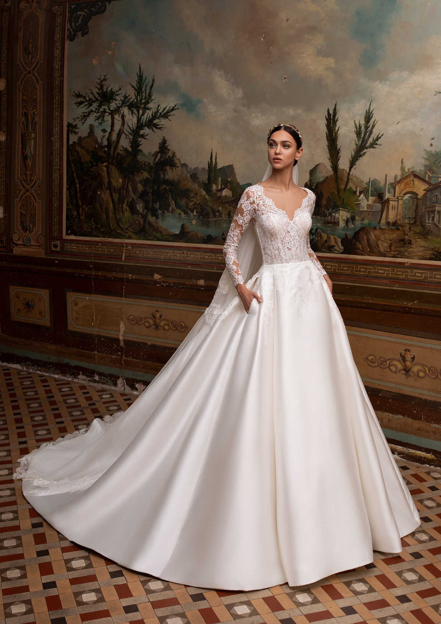 ALBION Wedding Dress from Pronovias - hitched.co.uk