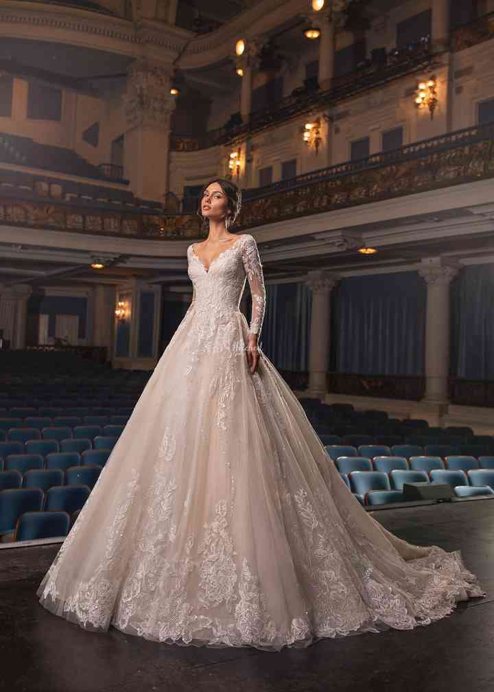 pickford pronovias price